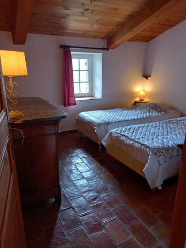 Maison : nature et panorama, 2 chambres.