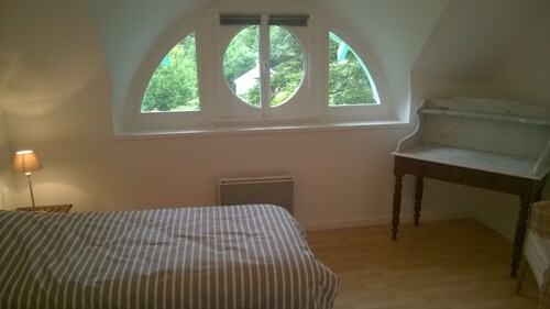 Bel appartement normand dans maison de caractère à 200m de la plage