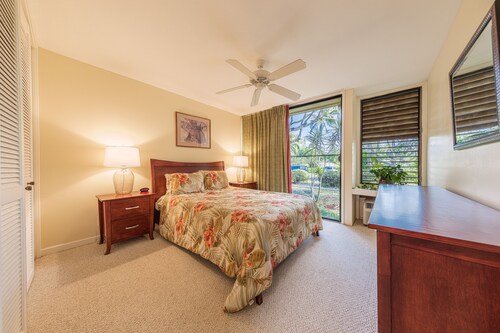 Turtle Bay resort, Prime location, 18th hole