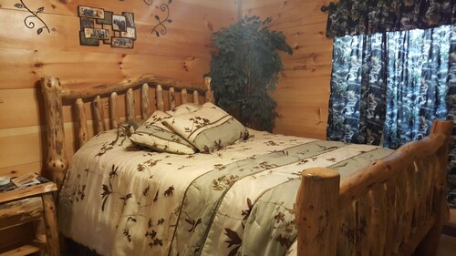 Cozy country cabin on Lake