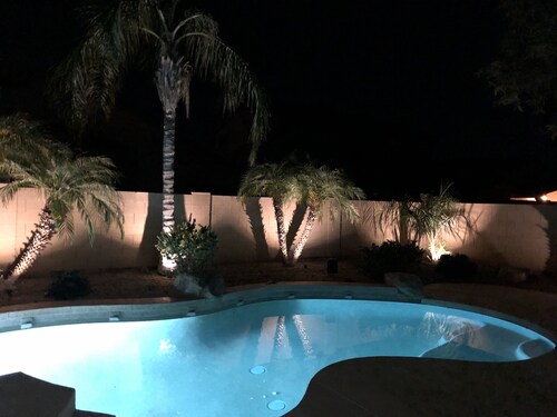 Private heated Pool and Spa! 4 bdrm, 2 bath beautiful and spacious house!