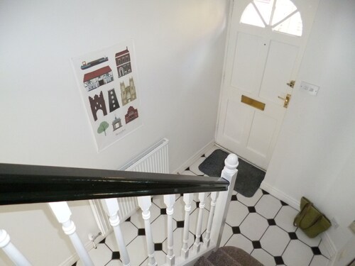 Modern Townhouse In The Heart Of Historic Beverley