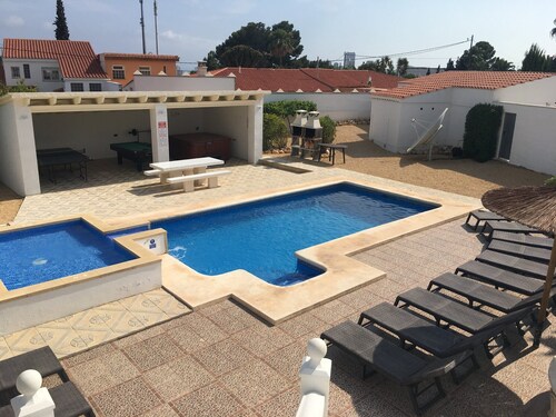 PARADISE VILLA IN BENIDORM = JACUZZI POOL-TABLE TABLE-TENNIS GOLF FAMILY BEACH