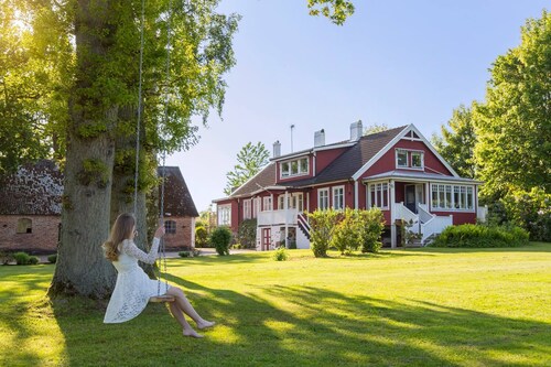 Stort hus 240kvm vackert läge mitt på Bjärehalvön i Skåne!