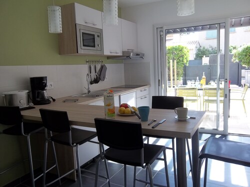 MAGNIFIQUE APPART. T3. 2 Chambres, 6 Couchages, 50m de la Plage face aux îles