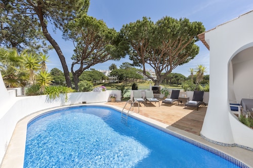 Vale do Lobo 3 Bed villa with private pool