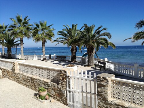 Chalet EN Primera Línea DEL MAR ,5 Metros!! Wifi Gratis