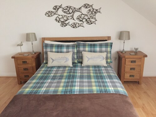 Rock, Stylish Modern, nr Sandy Beaches/walks, Restaurants, golf course. Padstow