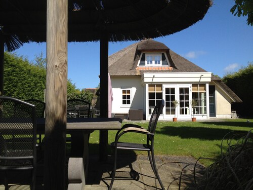 Luxe vrijstaande villa aan de Zeeuwse kust