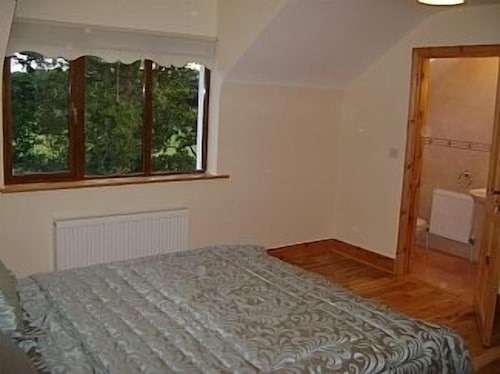 House Situated In Beautiful Countryside With A Spectacular View Of The Mountains
