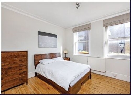 Perfect Location in Richmond, Lovely Flat