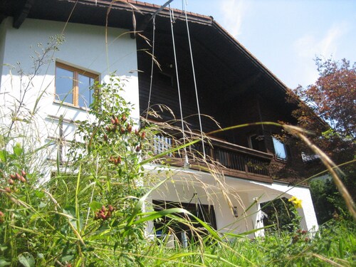 schönes, familienfreundliches großes Ferienhaus Nähe Salzburg