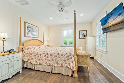 Historic Home in Cape May, NJ - Walking Distance to the Beach and Mall