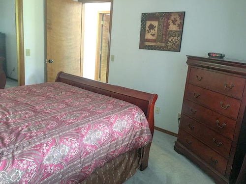 The Whale Watcher at Rainbow Rock Condos ~ Ocean View & Beach Access!