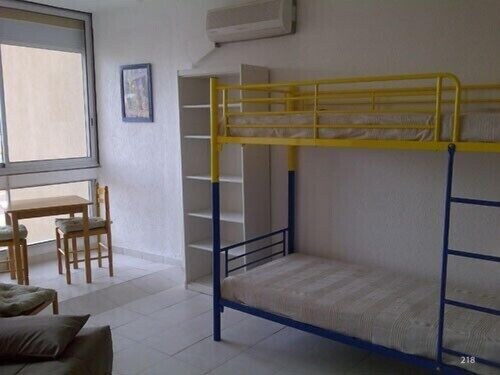 Studio, 4px, superbe vue sur la marina, 66750 St Cyprien plage. 250€ la semaine