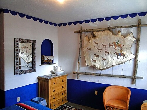 Historic Downtown Taos Location