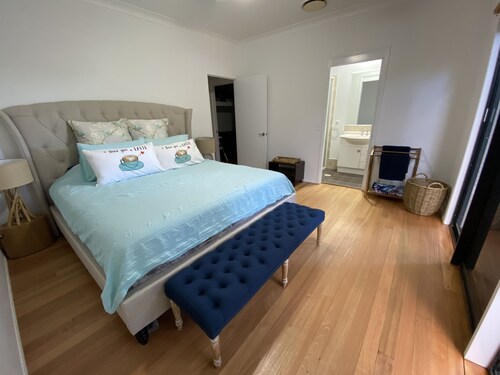 PET FRIENDLY 🐾 WATERFRONT HOME 🏖POTTSVILLE BEACH
