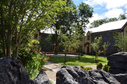Burren Court