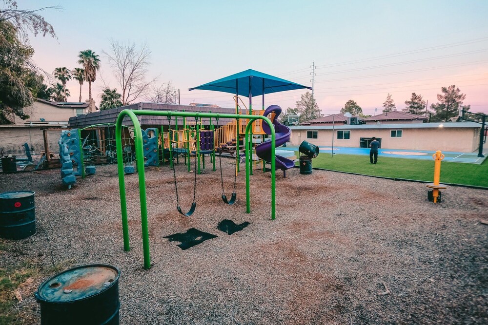 Childrens Play Area - Outdoor