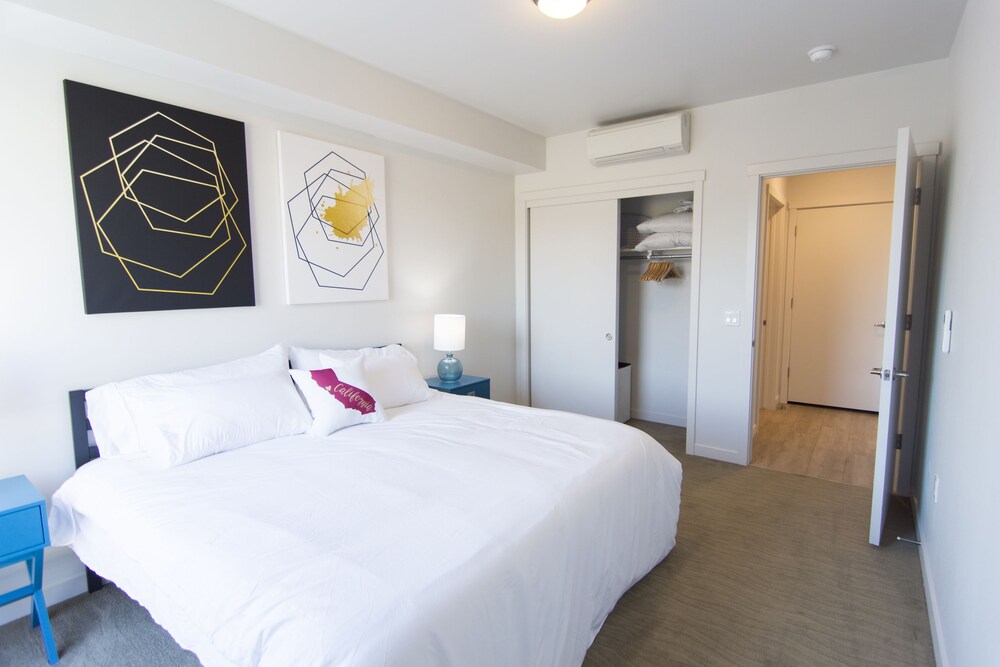 Executive Apartment, 1 King Bed with Sofa bed, Non Smoking, City View - Room