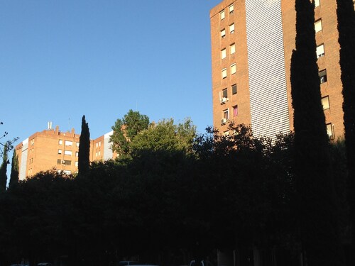Comfortable apartment between the City of Sciences and the beach