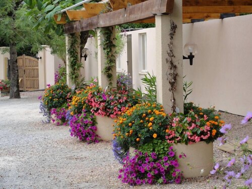 Double Gîte pour 20 pers. dans un cadre verdoyant