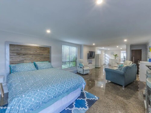 Entire Apartment own access