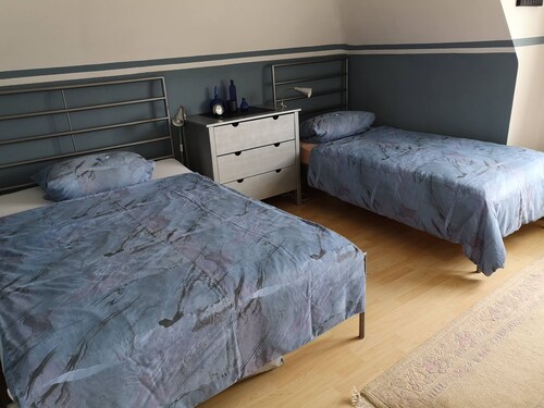 Neu: Liebevoll eingerichtetes 2-Zimmer-Appartement nahe Zentrum