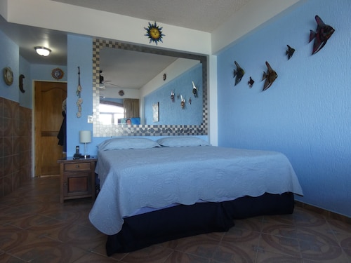 Amazing Oceanfront Puerto Vallarta Studio condo - Lowered 2021 high season rates