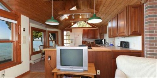 Glen Lake - Spectacular Dune Views & Complete Privacy!