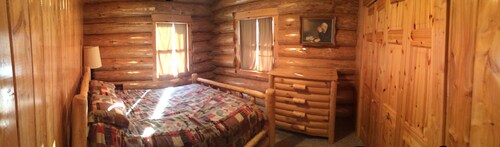 Little Bass Lake! Xmas/newyear timeframe available and 2022 going fast-book now!
