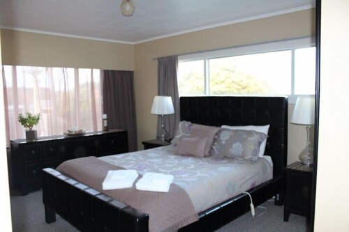 Unwind at The Dunes Wanganui