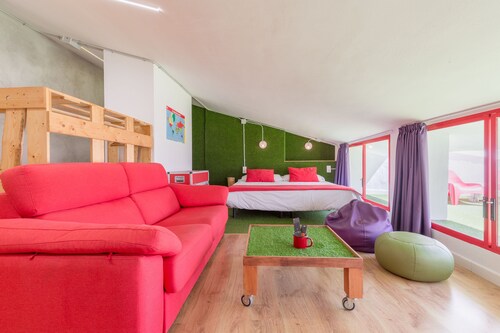 Tomate Rooms
