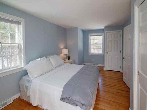 Sandy Neck Beach, Many Renovations, Walk to beach, Central AC, Private Yard