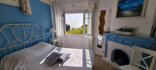 VILLA CLASSEE 3 ETOILES VUE MER 100m PLAGE WIFI JARDIN CLOTURE GARAGE FERME