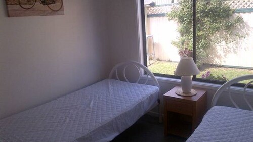 WATTLE-B-COTTAGE LOCHSPORT PET FRIENDLY