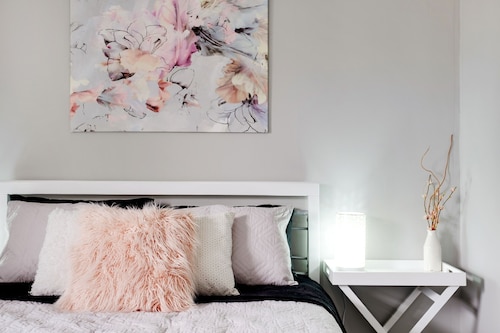 Cute and Cosy - Events, Work or Getaways - Pets welcome