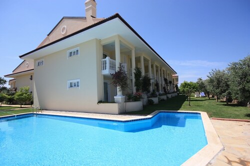 Lovely 3 Bed villa On The Beach With Spectacular Sea Views. Close to town
