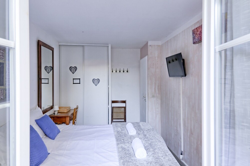 Apartment - Room