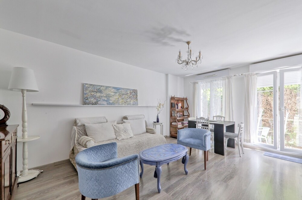 Apartment - Living Room