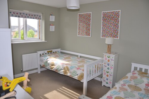 Extremely well priced modern 3 bedroom townhouse in Bude, Cornwall