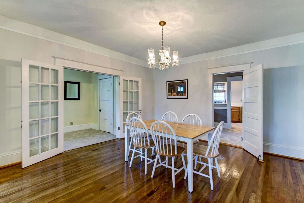 House, 3 Bedrooms - In-Room Dining