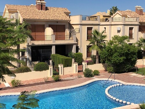 App, 2 bedrooms, 2 bathrooms. kitchen, 2 terraces, avg. Swimming pool + Parking