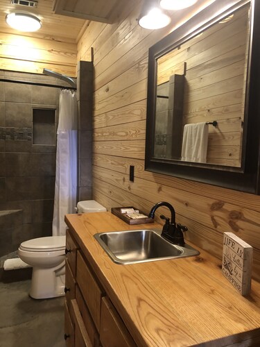 The Looper - Cabins At Midway