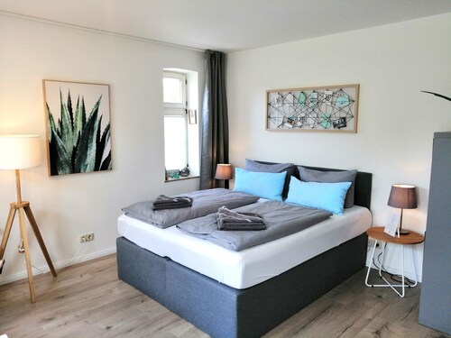 SMILE Apartments Nr. 2 - Gemütliches Apartment, zentral, nahe Kliniken & GOP