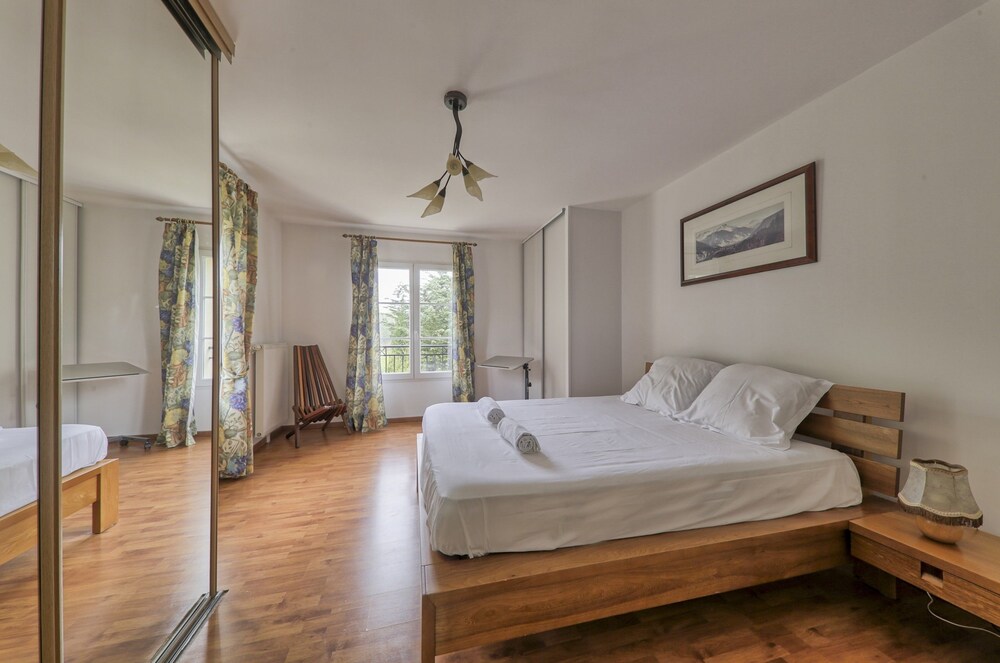 House - Room