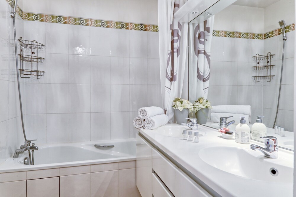House - Bathroom