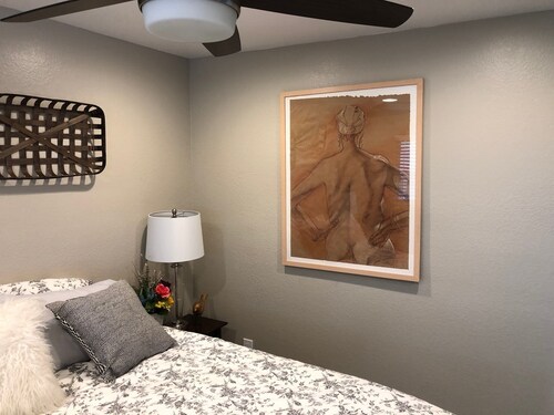 NEWLY RENOVATED ONE BEDROOM APARTMENT IN NORTH PHOENIX
