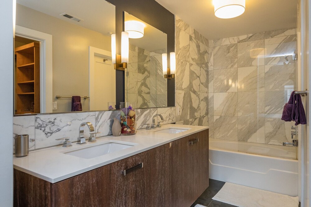 Condo, 3 Bedrooms - Bathroom