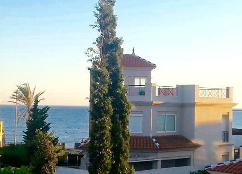 Luxury Villa, Front Line to Beach, Private Pool - Privileged, Stunning Location